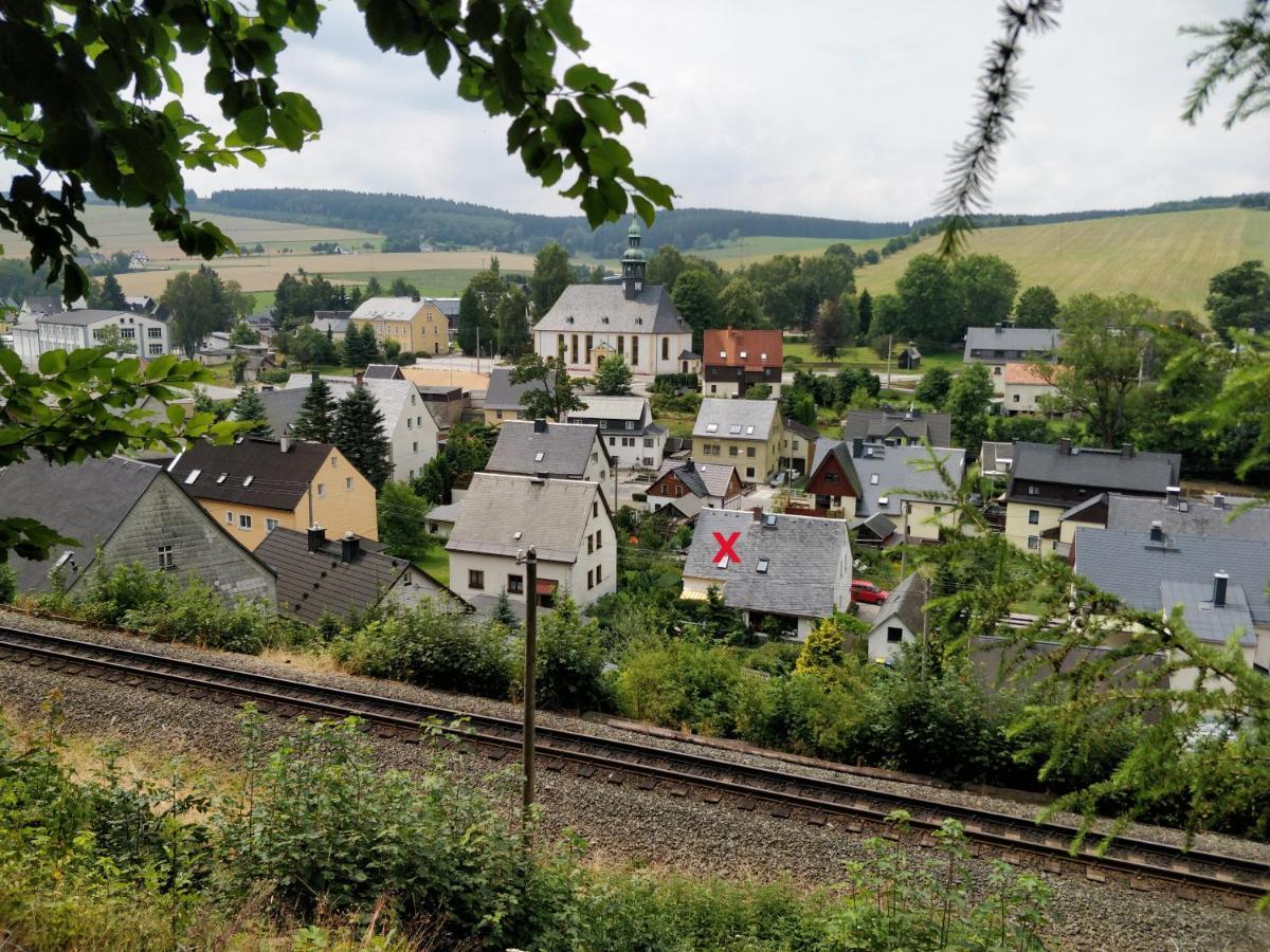 Ferienwohnung Bimmelbahn-Blick Neudorf  外观 照片